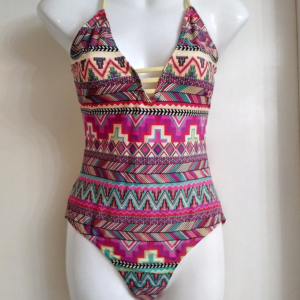 FOREVER 21 One Piece Swimsuit